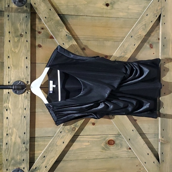 WOMENS BLACK SHIMMER DRESSY SHORT SLEEVE BLOUSE SIZE XLFITTED DRAPED TOP - Picture 1 of 8